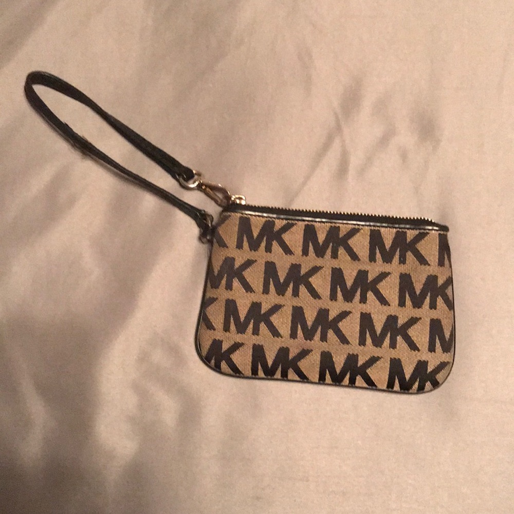 Michael Kors Wristlet